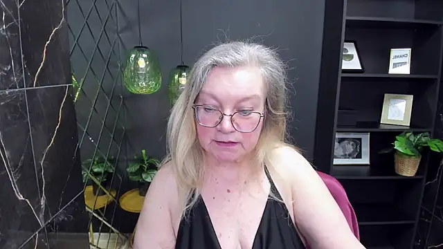 Snapshot of NataliMellow chatting on March 7, 2025, 4:22 pm NataliMellow online show from March 7, 2025, 4:22 pm