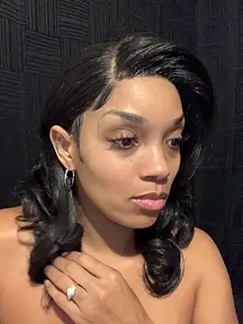 Rakiyahcharms online show from October 3, 2025, 5:32 pm