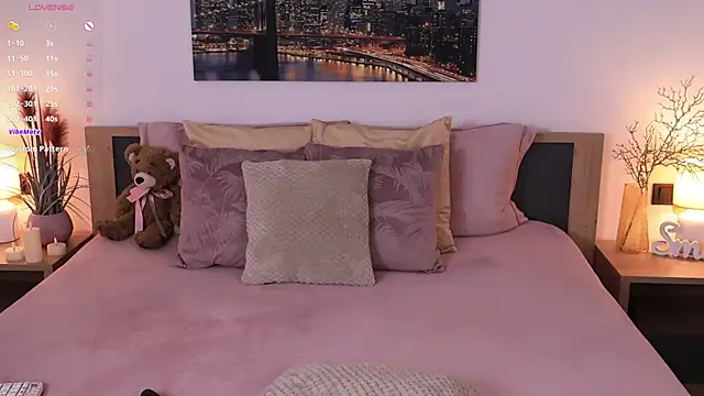 Snapshot of Leila__Sweet chatting on March 14, 2025, 7:26 am Leila Sweet online show from March 14, 2025, 7:26 am