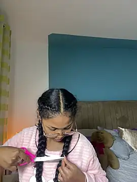 naya86 online show from June 10, 2026, 2:38 pm