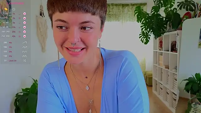 Snapshot of lana_sky chatting on September 10, 2025, 12:27 pm lana sky online show from September 10, 2025, 12:27 pm