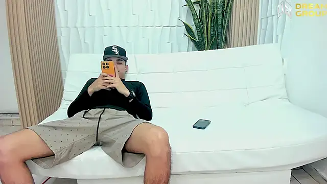 AmazingPartys online show from March 5, 2026, 3:35 am