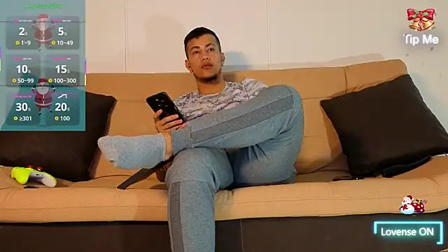 CRAZYBOYLOVE online show from December 20, 2025, 11:56 pm