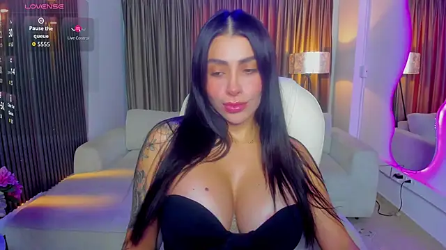 Snapshot of Sarah_Stone_ chatting on May 16, 2026, 9:13 pm Sarah Stone online show from May 16, 2026, 9:13 pm