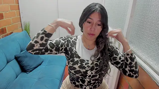 Penelope47 online show from October 18, 2025, 6:52 pm