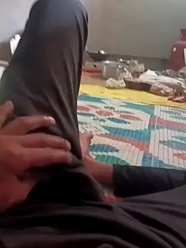 Snapshot of Bengali_BULL1 chatting on October 27, 2025, 8:40 am Bengali BULL1 online show from October 27, 2025, 8:40 am