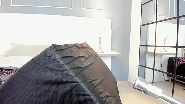 Snapshot of Blackrosse__ chatting on February 14, 2025, 4:09 pm Blackrosse online show from February 14, 2025, 4:09 pm
