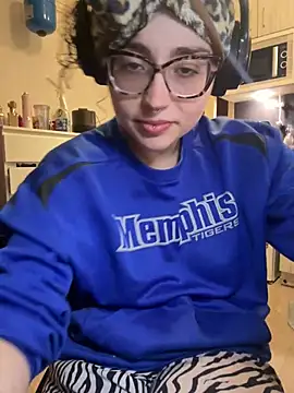 ladyturtle online show from March 25, 2026, 1:00 am
