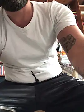 fuckerplayer1 online show from March 6, 2026, 9:39 am