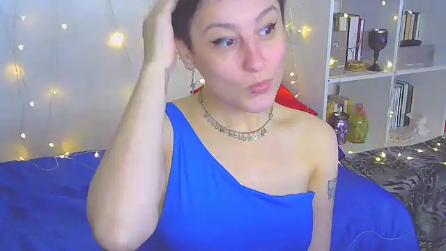 Snapshot of MartaBounty chatting on December 11, 2024, 1:26 am MartaBounty online show from December 11, 2024, 1:26 am