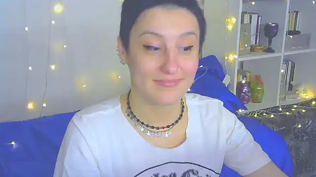 Snapshot of MartaBounty chatting on December 31, 2024, 11:06 pm MartaBounty online show from December 31, 2024, 11:06 pm