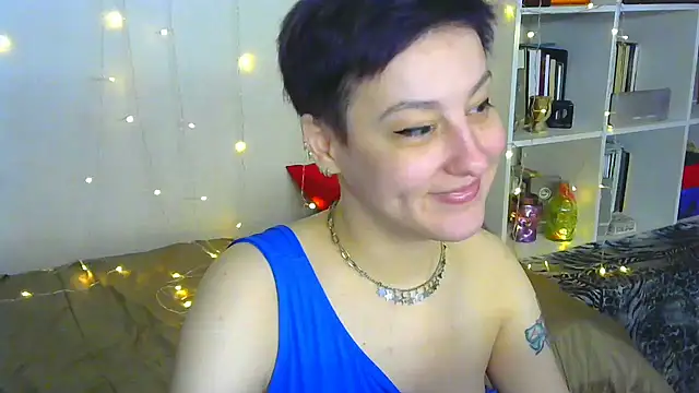 Snapshot of MartaBounty chatting on February 23, 2025, 2:07 am MartaBounty online show from February 23, 2025, 2:07 am