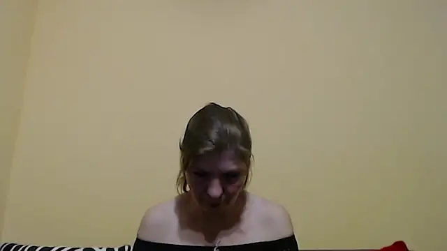 christine33 online show from February 27, 2026, 3:23 pm