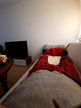 mogli444 online show from April 19, 2026, 11:31 am