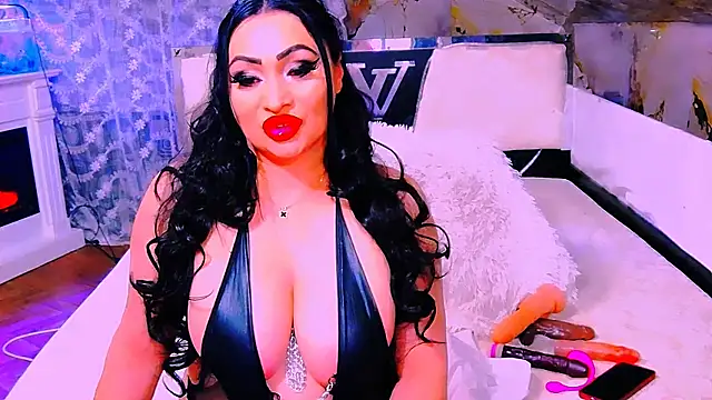 Snapshot of AmyraSunris chatting on February 19, 2026, 10:39 pm AmyraSunris online show from February 19, 2026, 10:39 pm