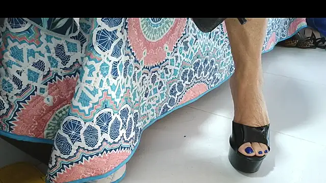 big boobsmature online show from April 19, 2026, 2:27 pm