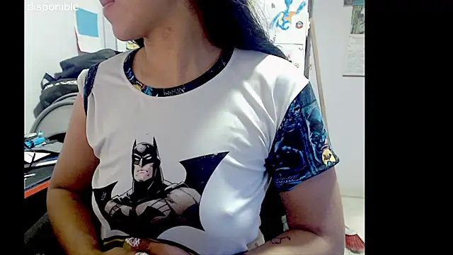 lizztaylor535 online show from October 29, 2025, 3:47 pm