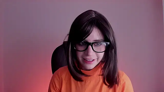 Snapshot of HazelKush chatting on November 11, 2025, 11:16 pm HazelKush online show from November 11, 2025, 11:16 pm