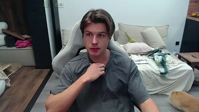 Snapshot of Sunny-Girl1 chatting on October 24, 2025, 6:48 pm Sunny-Girl1 online show from October 24, 2025, 6:48 pm