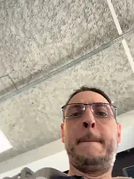 Snapshot of cplcokins34 chatting on December 15, 2024, 1:00 pm cplcokins34 online show from December 15, 2024, 1:00 pm