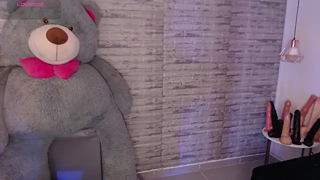 TinnaCobb online show from March 13, 2026, 4:13 pm