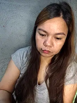 ambersmile online show from February 18, 2025, 9:42 pm