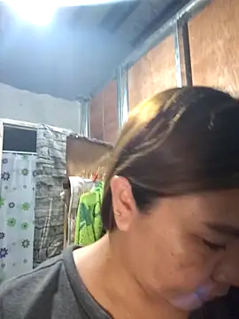 ambersmile online show from February 25, 2025, 11:33 pm