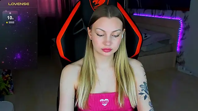 Snapshot of BiMolly chatting on February 26, 2026, 11:53 am BiMolly online show from February 26, 2026, 11:53 am