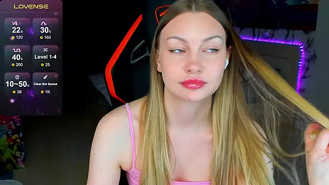 Snapshot of BiMolly chatting on February 27, 2026, 6:30 pm BiMolly online show from February 27, 2026, 6:30 pm