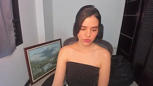 Snapshot of mia_collins_x chatting on October 3, 2025, 11:24 pm mia collins x online show from October 3, 2025, 11:24 pm