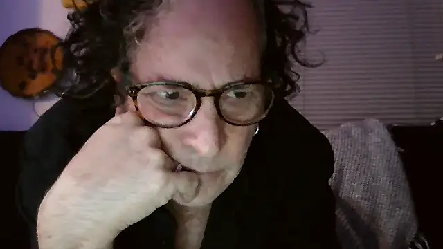 needmorecum online show from April 28, 2026, 4:28 am