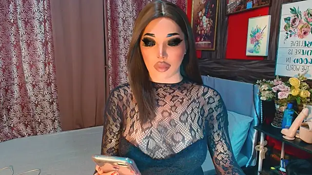 trixxielicious online show from October 27, 2025, 9:13 am