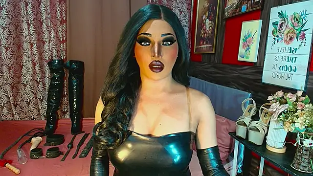 trixxielicious online show from May 25, 2026, 5:02 am