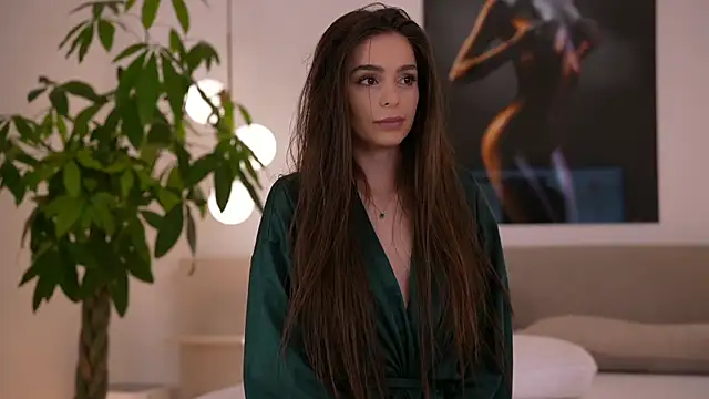 Snapshot of DoviaClaire chatting on September 30, 2025, 6:18 am DoviaClaire online show from September 30, 2025, 6:18 am