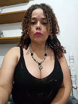 Snapshot of BadMicaela1 chatting on November 24, 2025, 5:07 am BadMicaela1 online show from November 24, 2025, 5:07 am