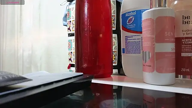 katalinahell2 online show from September 23, 2025, 9:29 pm