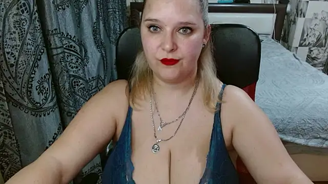 Boolochka online show from April 15, 2026, 7:58 pm