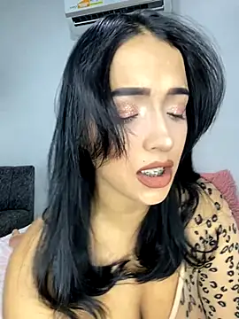 Shantal Lovee online show from November 18, 2025, 9:19 pm