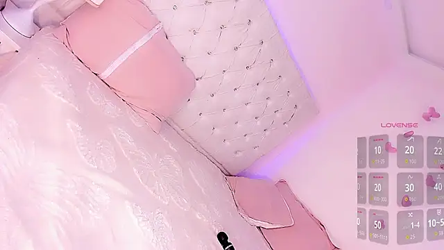 Michell simons online show from December 14, 2025, 7:51 pm