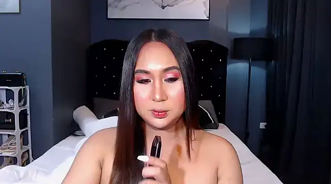 HOTTESTCANDYTS online show from February 24, 2025, 12:48 pm