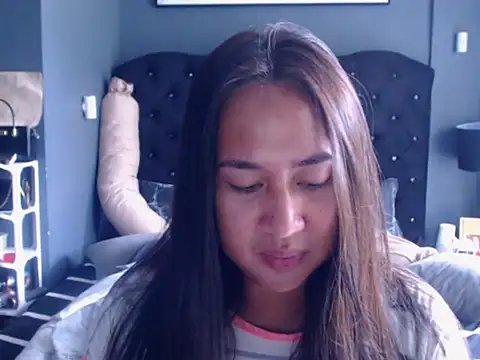HOTTESTCANDYTS online show from July 13, 2026, 8:39 am