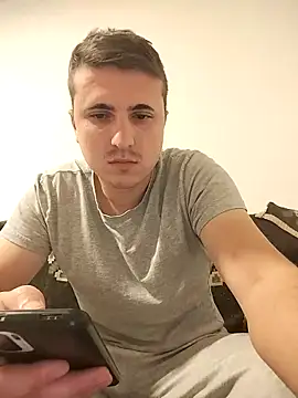 Snapshot of MrNoBoDy000 chatting on November 18, 2025, 6:34 pm MrNoBoDy000 online show from November 18, 2025, 6:34 pm