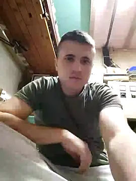 Snapshot of MrNoBoDy000 chatting on December 3, 2025, 7:45 pm MrNoBoDy000 online show from December 3, 2025, 7:45 pm