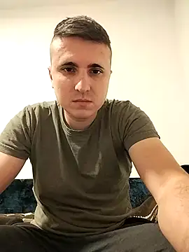 Snapshot of MrNoBoDy000 chatting on January 14, 2026, 6:35 pm MrNoBoDy000 online show from January 14, 2026, 6:35 pm