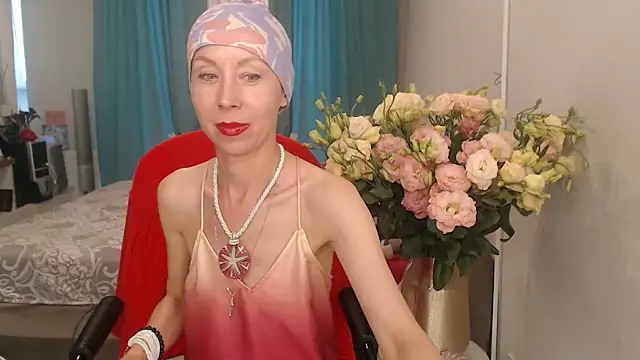 LuxuryNika online show from July 18, 2026, 3:16 pm