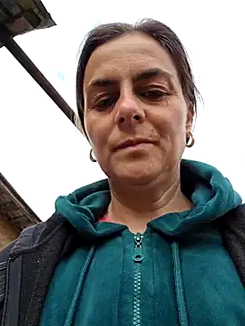 Snapshot of IsabelleCraft chatting on March 16, 2025, 7:26 am IsabelleCraft online show from March 16, 2025, 7:26 am