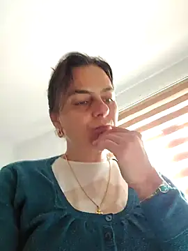 Snapshot of IsabelleCraft chatting on October 23, 2025, 9:08 am IsabelleCraft online show from October 23, 2025, 9:08 am