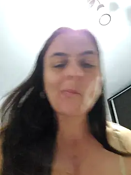 Snapshot of IsabelleCraft chatting on November 4, 2025, 1:10 pm IsabelleCraft online show from November 4, 2025, 1:10 pm