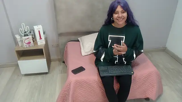 valevicious online show from October 4, 2025, 1:31 pm