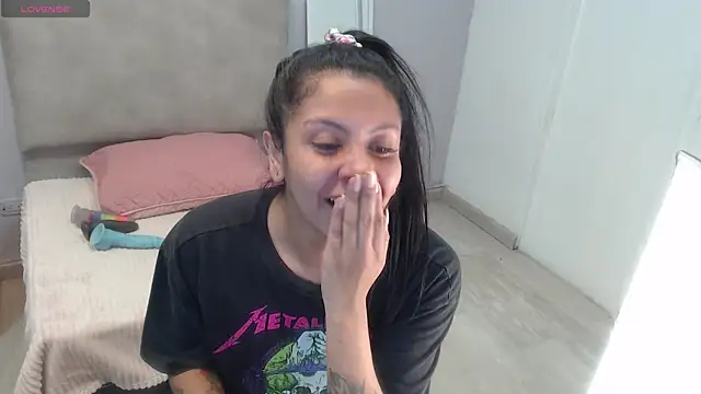 valevicious online show from November 18, 2025, 9:08 pm